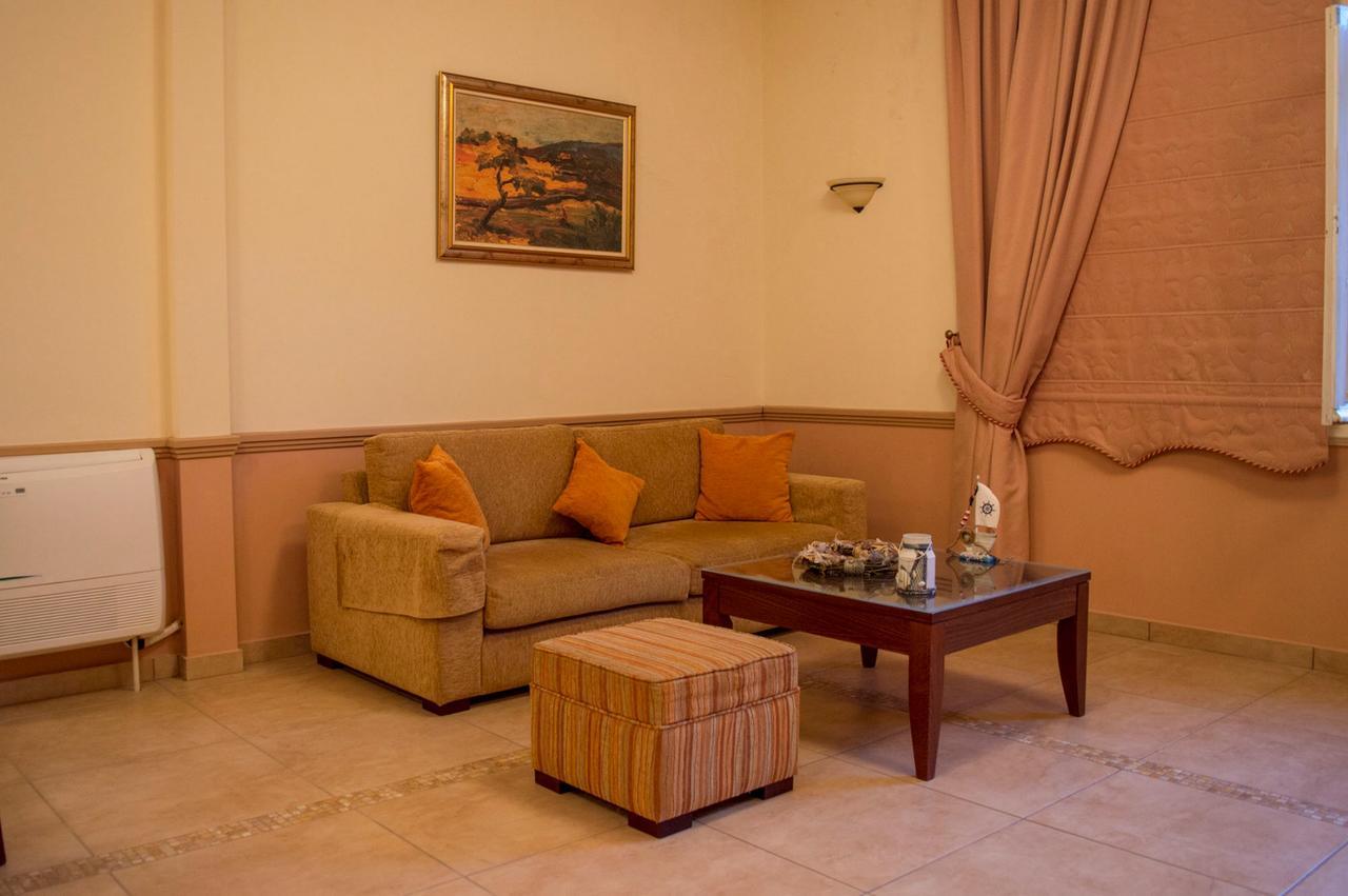 Hotel Oiti Loutra Ipatis Luaran gambar